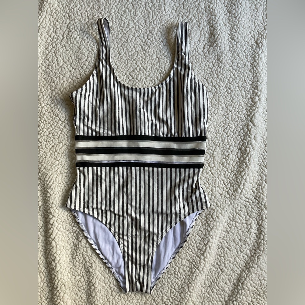 🌞☀️Get ready for summer!  One piece swimsuit XL WOT